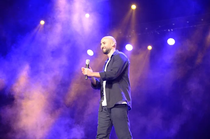 Laughing in Translation