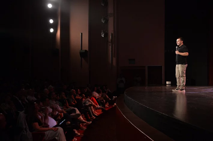 Laughing in Translation