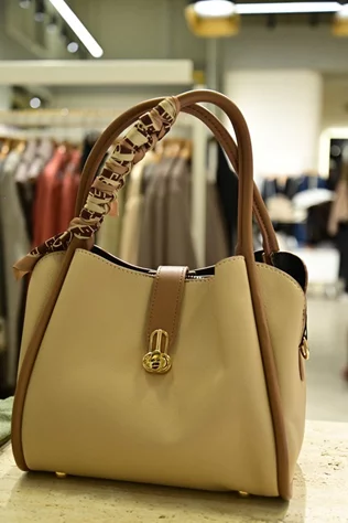 Les Amis Boutique X Georges Richane