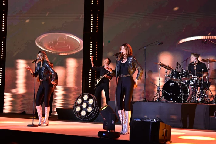MANIA THE ABBA TRIBUTE
