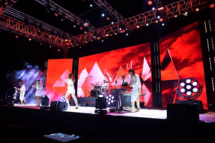 MANIA THE ABBA TRIBUTE