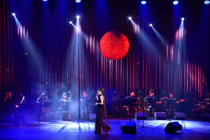 Marilyne Naaman at Casino du Liban