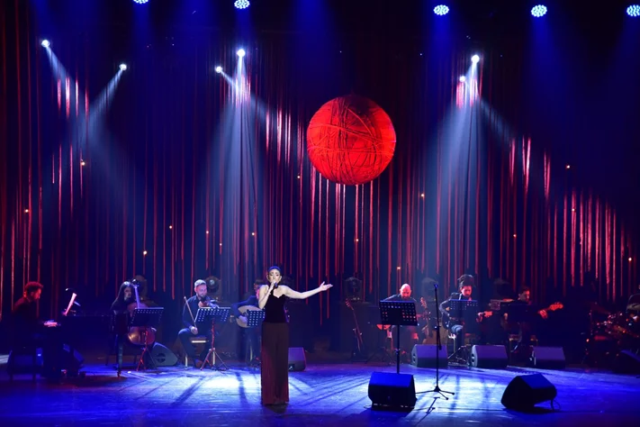 Marilyne Naaman at Casino du Liban