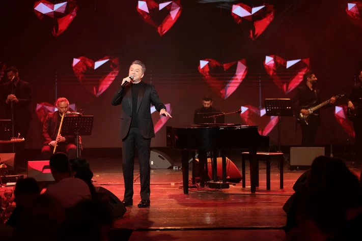 Marwan Khoury at Casino du Liban