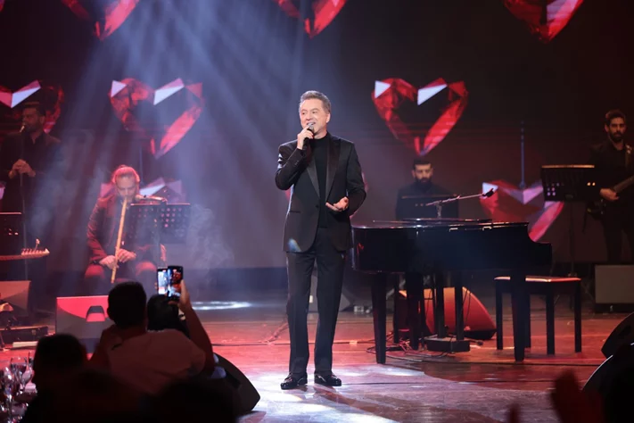 Marwan Khoury at Casino du Liban