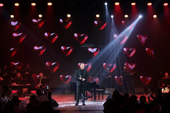 Marwan Khoury at Casino du Liban