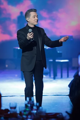 Marwan Khoury at Casino du Liban