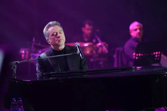 Marwan Khoury at Casino du Liban