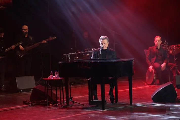 Marwan Khoury at Casino du Liban