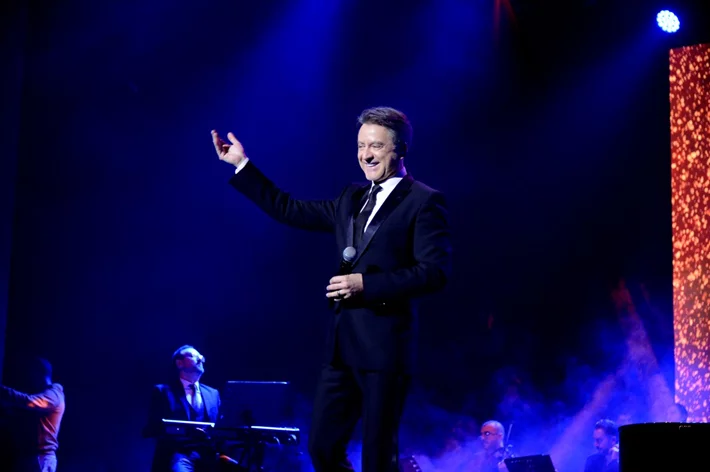 Marwan Khoury at Casino du Liban
