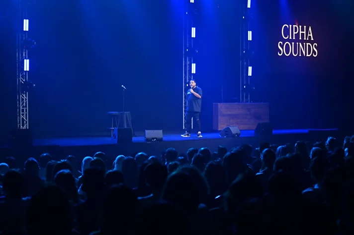 Mo Amer at Beirut Hall