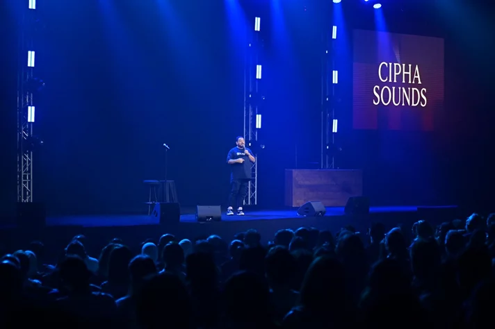 Mo Amer at Beirut Hall