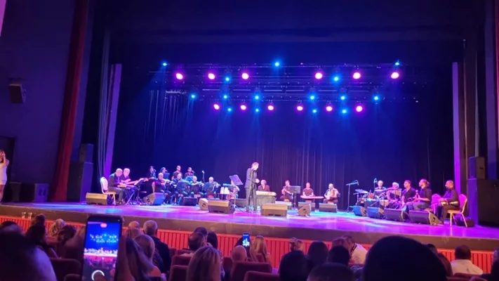 Moeen Shreif at Casino Du Liban