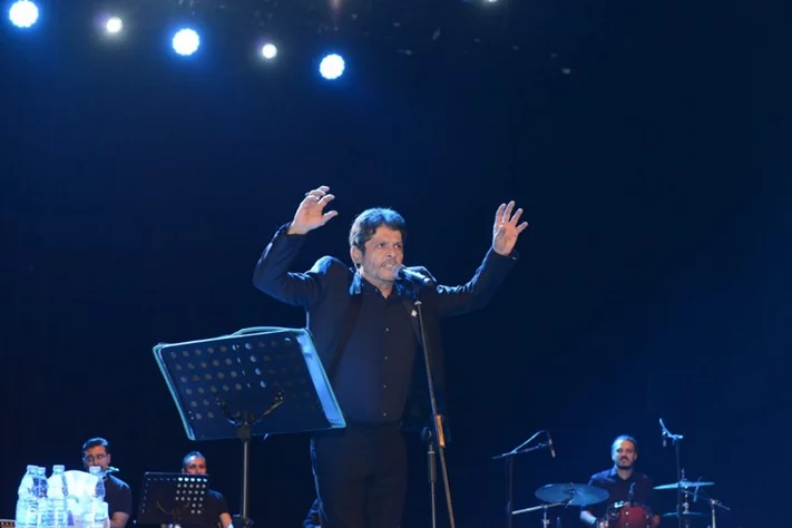 Moeen Shreif at Casino Du Liban