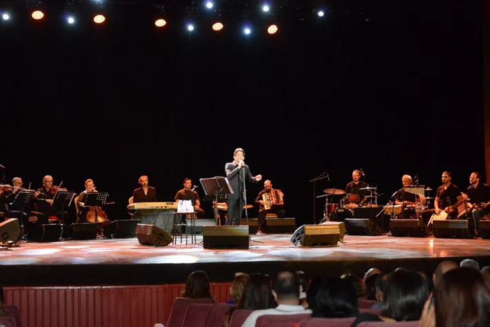 Moeen Shreif at Casino Du Liban