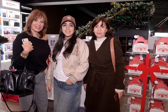 Christmas Celebration at Pharmacie Chiha