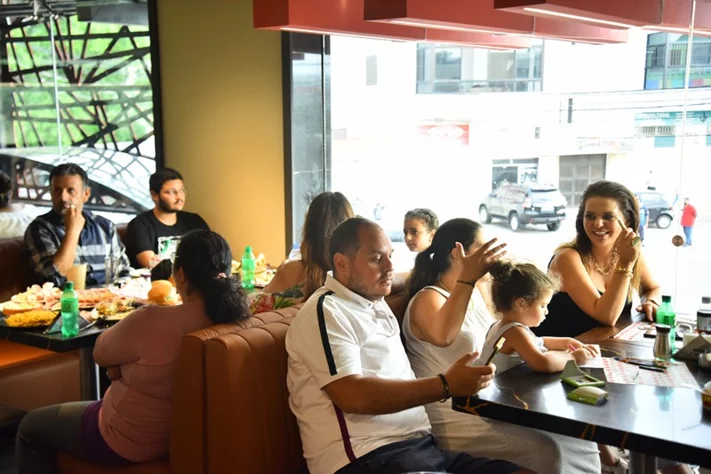 Grand Opening of Poule D'or at Kfarsaroun Koura