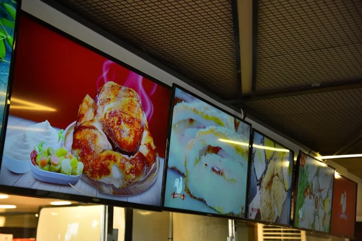 Grand Opening of Poule D'or at Kfarsaroun Koura