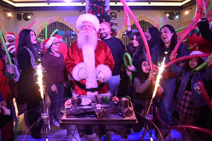 Pril Christmas Dinner at Grandhouse