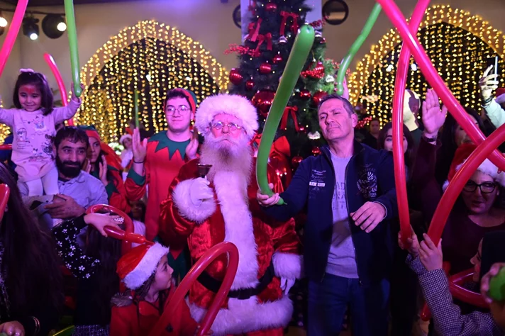 Pril Christmas Dinner at Grandhouse