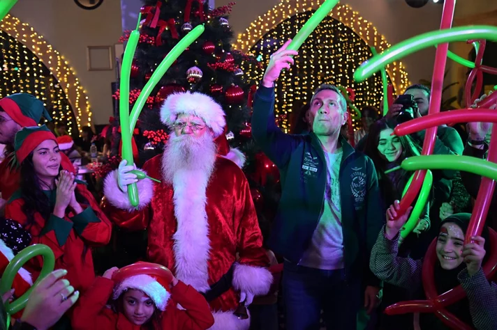 Pril Christmas Dinner at Grandhouse