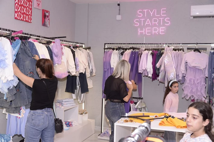 Opening of Quatre Epingles