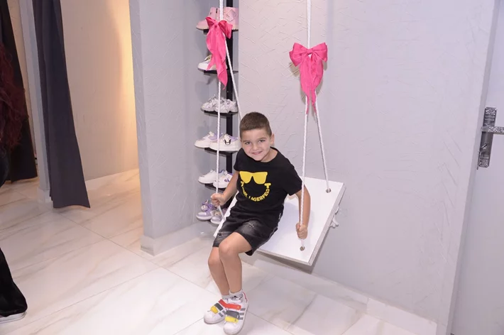 Opening of Quatre Epingles