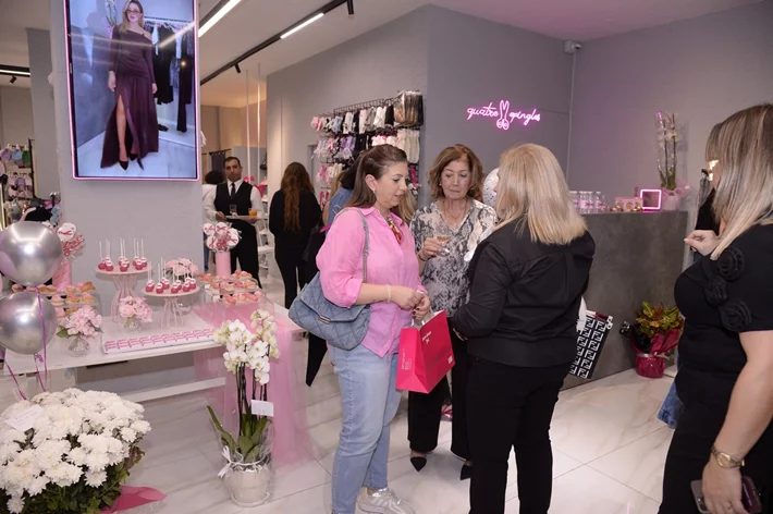 Opening of Quatre Epingles