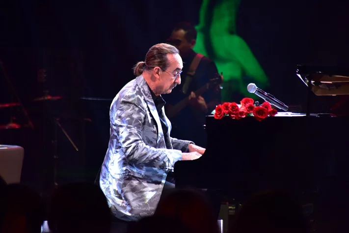 Raul Di Blasio at Casino du Liban