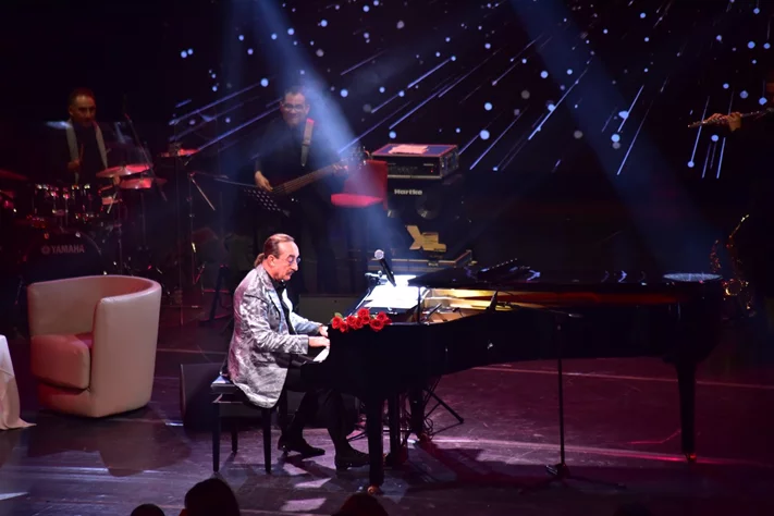 Raul Di Blasio at Casino du Liban