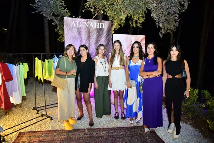 Mañana Al-Nahil Collection at Retro Village