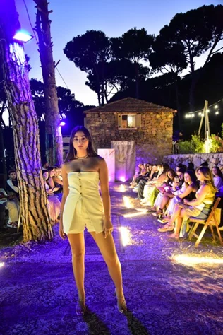 Mañana Al-Nahil Collection at Retro Village