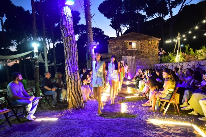 Mañana Al-Nahil Collection at Retro Village