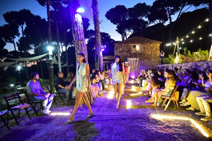 Mañana Al-Nahil Collection at Retro Village