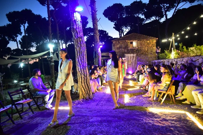 Mañana Al-Nahil Collection at Retro Village