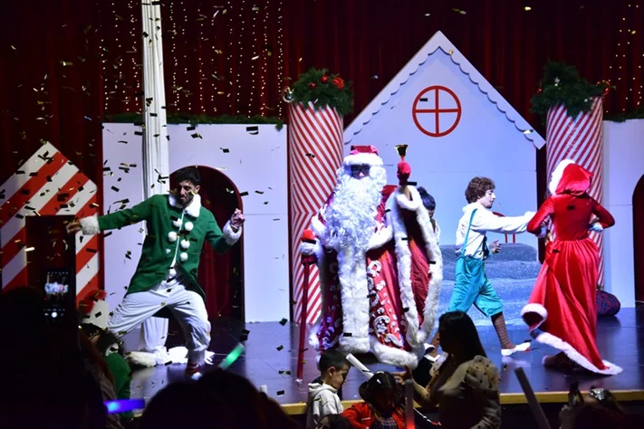 Opening of Santa's Factory at Sagesse Theater