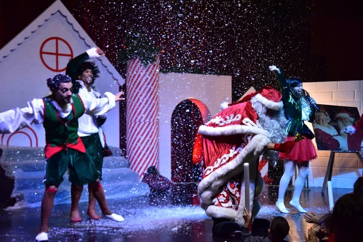 Opening of Santa's Factory at Sagesse Theater