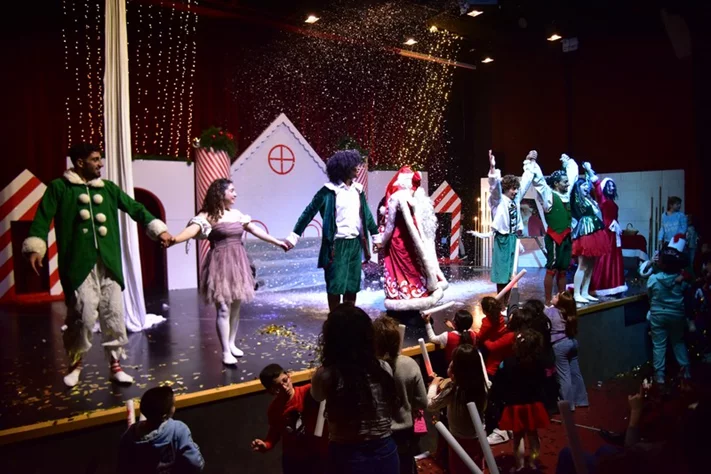 Opening of Santa's Factory at Sagesse Theater
