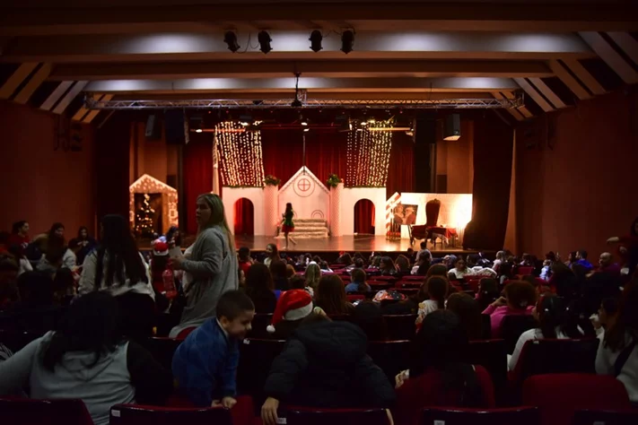 Opening of Santa's Factory at Sagesse Theater