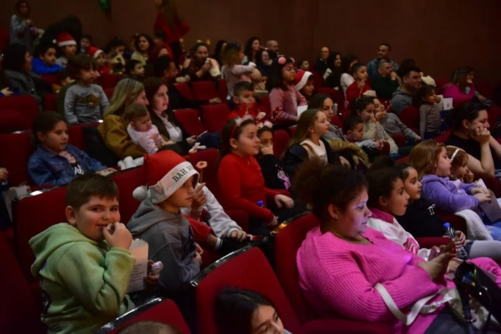 Opening of Santa's Factory at Sagesse Theater
