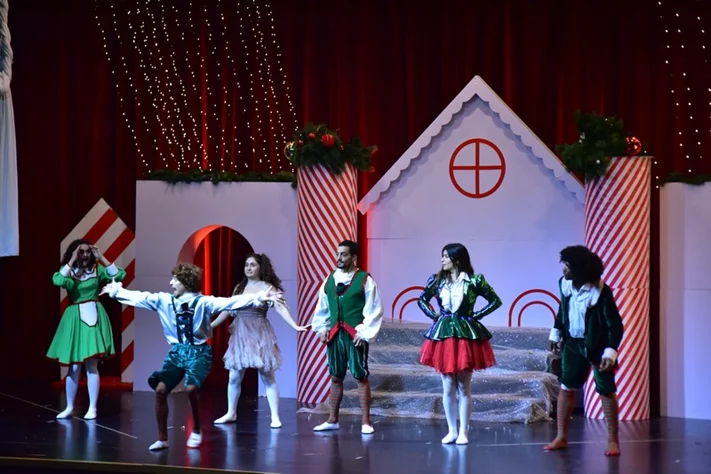 Opening of Santa's Factory at Sagesse Theater