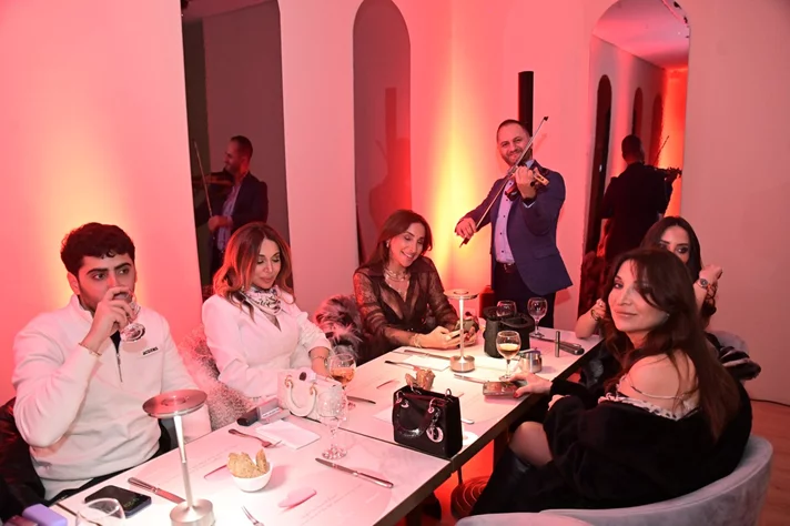 L'amour a la Table at Seravie