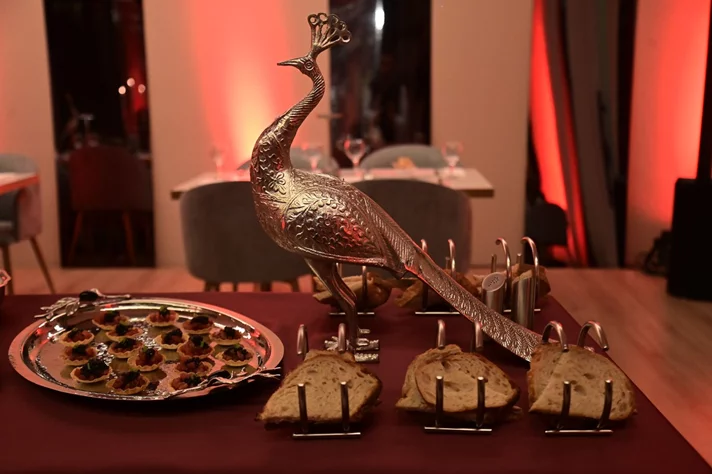 L'amour a la Table at Seravie