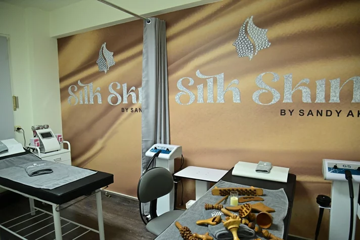Grand Opening of Silk Skin