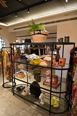 Summer Season Celebration at Six Concept Store