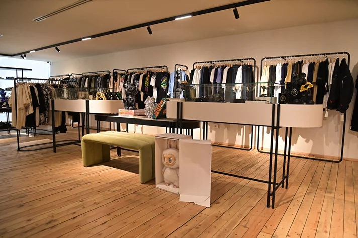 Summer Season Celebration at Six Concept Store