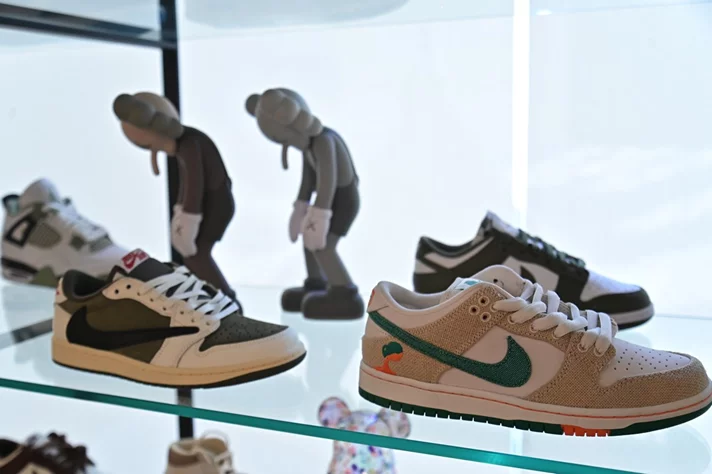 Summer Season Celebration at Six Concept Store