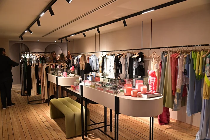 Summer Season Celebration at Six Concept Store