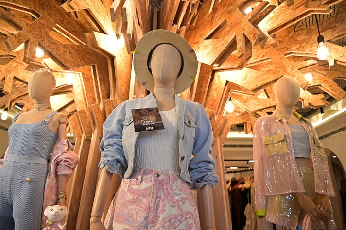 Summer Season Celebration at Six Concept Store