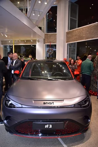 Art for Hope Initiative showcasing the rebirth of the smart All-Electric Compact SUV